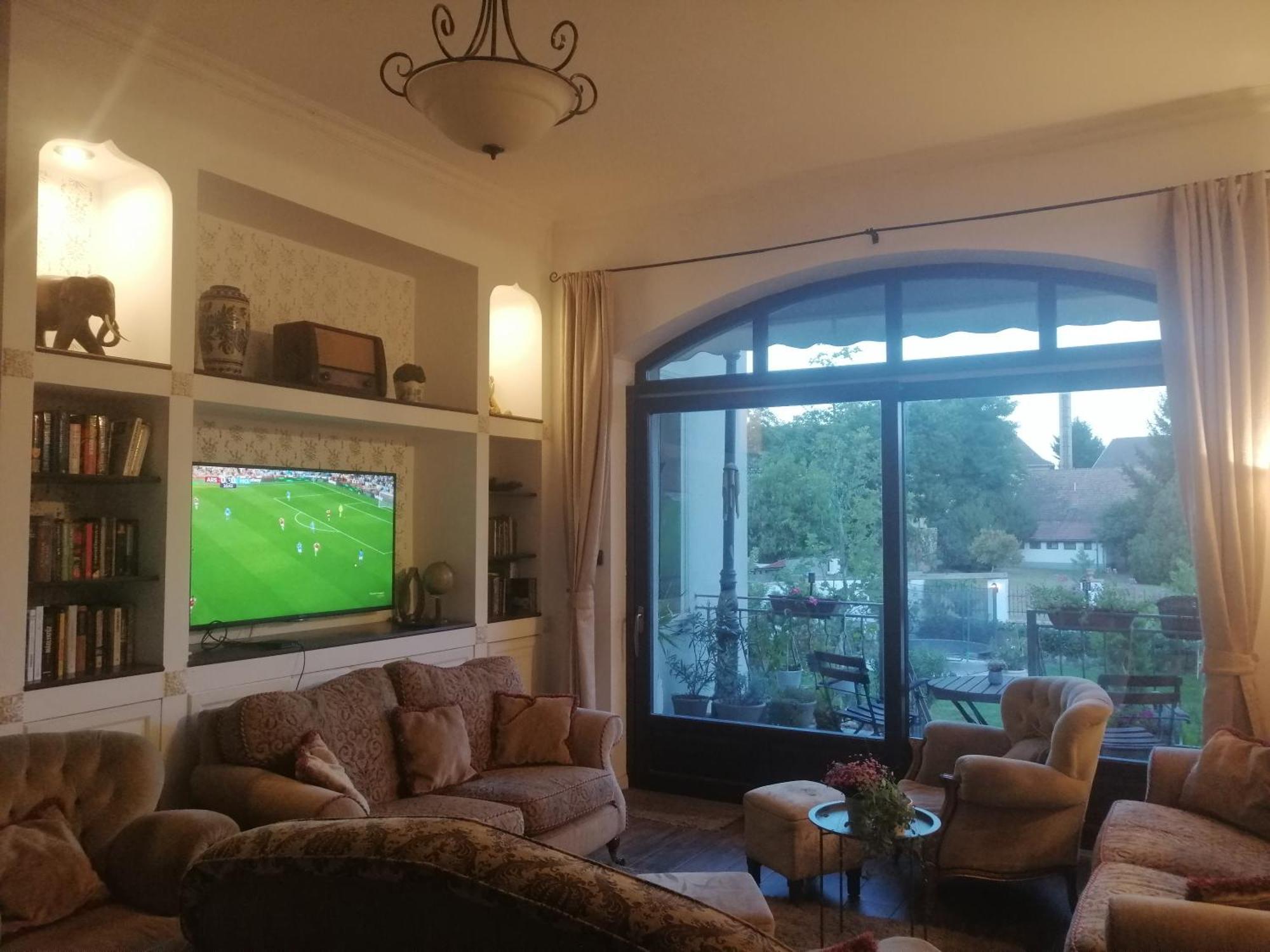 Kuria Apartman With Private Jacuzzi And Pool 布达佩斯 外观 照片
